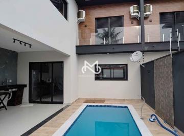 Casa · 98m² · 2 Quartos · 2 Vagas · Sobrado a 100m da praia à venda no Jardim Indaiá