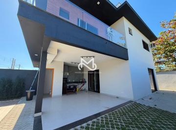 Casa · 119m² · 2 Quartos · 2 Vagas · Sobrado a 100m da praia à venda no Jardim Indaiá em Bertioga/SP