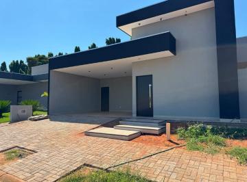 Casa · 147m² · 3 Quartos · 2 Vagas · Casa - Costa Leste - Três Lagoas / MS