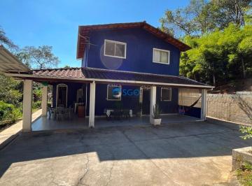 Casa · 200m² · 4 Quartos · 10 Vagas · Casa em Condomínio em Córrego Frio, Santa Luzia/MG