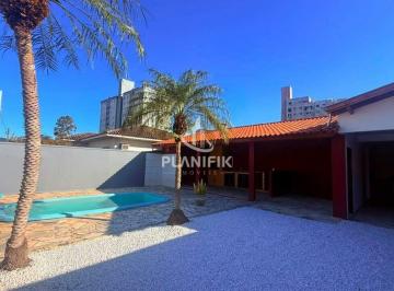 Casa · 150m² · 3 Quartos · Casa com piscina e amplo terreno na Santa Terezinha 