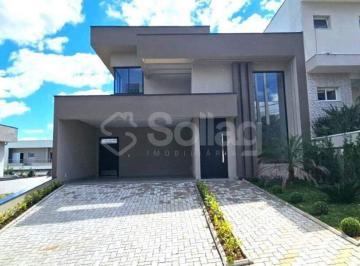 Casa · 200m² · 3 Quartos · 4 Vagas ·  Casa à Venda no Condomínio Reserva da Mata em Vinhedo - 3 Suítes, 200m² 
