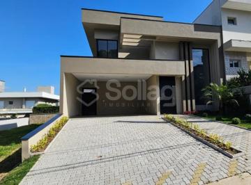 Casa · 200m² · 3 Quartos · 4 Vagas · Casa à Venda no Condomínio Reserva da Mata em Vinhedo - 3 Suítes, 200m²