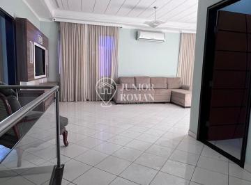 Casa · 4 Quartos · 3 Vagas · Sobrado em Sandra Regina, Barreiras/BA de 0m² 4 quartos para locação R$ 3.000,00/mes