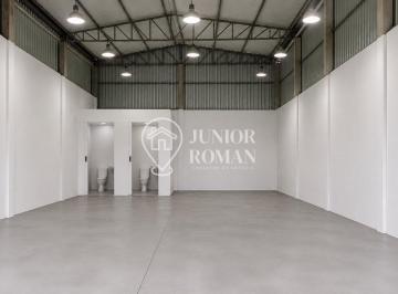 Comercial · 300m² · Galpão em Centro, Barreiras/BA de 300m² para locação R$ 4.000,00/mes