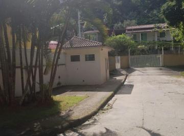Casa · 180m² · 3 Quartos · 2 Vagas · Casa em Várzea das Moças, Niterói/RJ de 180m² 3 quartos para locação R$ 3.400,00/mes