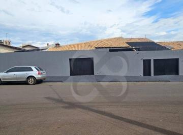 Casa · 151m² · 2 Quartos · 3 Vagas · Casa em Esperança, Londrina/PR de 151m² 2 quartos à venda por R$ 870.000,00 ou para locação R$ 6.000