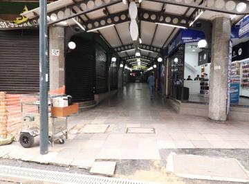 Comercial · 40m² · Loja em Centro Histórico, Porto Alegre/RS de 40m² para locação R$ 2.500,00/mes