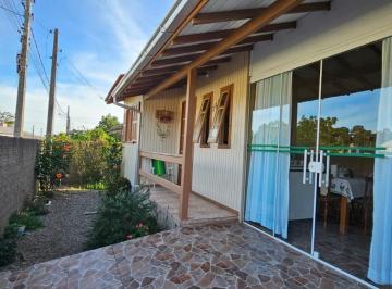 Casa · 63m² · 3 Quartos · Casa em , Laguna/SC de 63m² 3 quartos à venda por R$ 200.000,00
