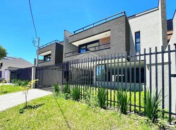 Casa de 3 quartos, São José dos Pinhais · Sobrado em Centro, São José dos Pinhais/PR de 198m² 3 quartos à venda por R$ 1.300.000,00