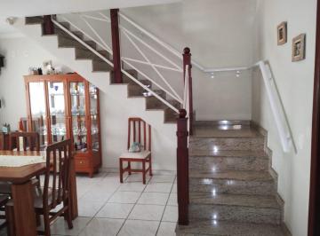 Casa · 321m² · 3 Quartos · 4 Vagas · Sobrado em Jardim Marco Leite, Jundiaí/SP de 321m² 3 quartos à venda por R$ 1.099.000,00