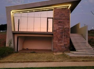 Casa · 195m² · 3 Quartos · 2 Vagas · Casa em Centro, Marília/SP de 195m² 3 quartos à venda por R$ 990.000,00