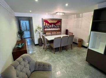 Apartamento · 235m² · 4 Quartos · 2 Vagas · Apartamento em Praia da Costa, Vila Velha/ES de 235m² 4 quartos à venda por R$ 1.300.000,00