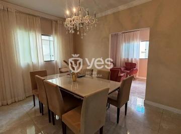 Casa · 190m² · 4 Quartos · 2 Vagas · Casa em Parque das Mangabeiras, Araxá/MG de 190m² 4 quartos à venda por R$ 550.000,00