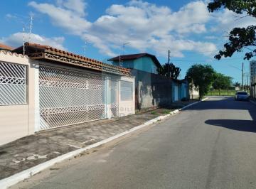 Casa · 355m² · 4 Quartos · 3 Vagas · Casa em Vila Resende, Caçapava/SP de 355m² 4 quartos à venda por R$ 899.000,00