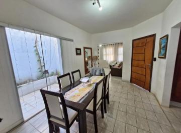 Casa · 250m² · 4 Quartos · 2 Vagas · Casa em Jardim Continental, Marília/SP de 250m² 4 quartos à venda por R$ 400.000,00