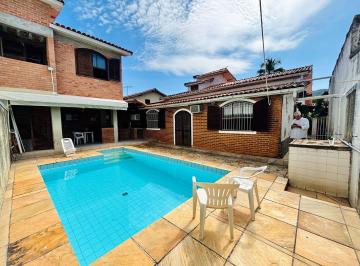 Casa · 250m² · 4 Quartos · 2 Vagas · Casa em Piratininga, Niterói/RJ de 250m² 4 quartos à venda por R$ 795.000,00