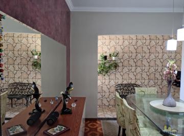 Casa · 300m² · 4 Quartos · 3 Vagas · Casa em Vila Formosa, Jacareí/SP de 0m² 4 quartos à venda por R$ 850.000,00