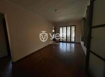 Casa Venda de 5 quartos · Casa em Centro, Araxá/MG de 260m² 5 quartos à venda por R$ 800.000,00