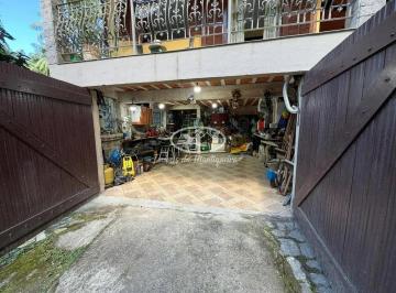 Casa 212m² Venda  · Casa em , Itatiaia/RJ de 212m² 2 quartos à venda por R$ 1.300.000,00
