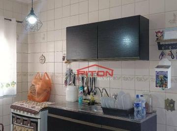 Casa · 149m² · 3 Quartos · 2 Vagas · Sobrado em Vila Paranaguá, São Paulo/SP de 149m² 3 quartos à venda por R$ 500.000,00