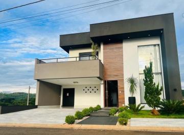 Casa · 270m² · 4 Quartos · 4 Vagas · Casa em Centro, Jaguariúna/SP de 270m² 4 quartos à venda por R$ 2.400.000,00