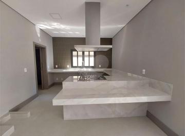 Casa · 300m² · 3 Quartos · 4 Vagas · Casa em Centro, Jundiaí/SP de 300m² 3 quartos à venda por R$ 2.915.000,00