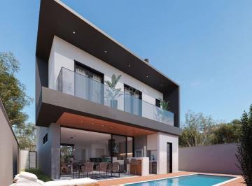 Casa en Venda de 3 quartos Itaipava · Casa em Itaipava, Itajaí/SC de 227m² 3 quartos à venda por R$ 2.800.000,00