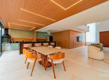 Casa · 320m² · 3 Quartos · 6 Vagas · Casa em Granja Viana, Embu das Artes/SP de 320m² 3 quartos à venda por R$ 2.990.000,00