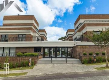 Casa · 300m² · 3 Quartos · 2 Vagas · Casa em Ahú, Curitiba/PR de 300m² 3 quartos à venda por R$ 2.720.000,00