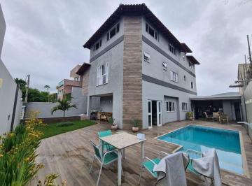 Casa · 369m² · 5 Quartos · 4 Vagas · Casa em Camboinhas, Niterói/RJ de 369m² 5 quartos à venda por R$ 2.800.000,00