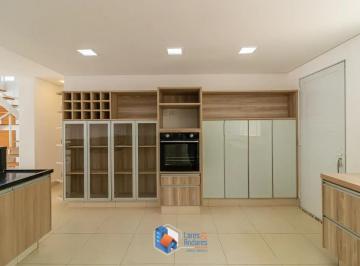 Casa de alto padrão em Mirandópolis com 4 suítes, piscina e vista incrível
Essa · Casa em Mirandópolis, São Paulo/SP de 405m² 4 quartos à venda por R$ 2.790.000,00