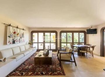 Casa · 516m² · 4 Quartos · 8 Vagas · Casa com 4 Quartos, 2 Suítes, 516.5M², Aluguel de R$ 15.000,00 + Taxas - Santa Felicidade, Curitiba