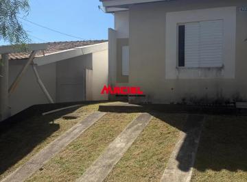 Casa · 70m² · 3 Quartos · 2 Vagas · Casa térrea em condomínio na Zona Leste, com lazer e portaria 24 hs
