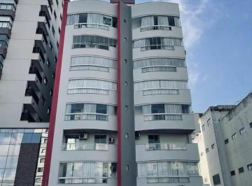 1096_14372_1784141344471.jpg
·
Apartamento de 3 suítes próximo à praia