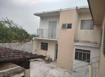 img0 · Casa com 2 Quarto(s) e 1 banheiro(s) para Alugar, 40 m² por R$ 855 / Mês