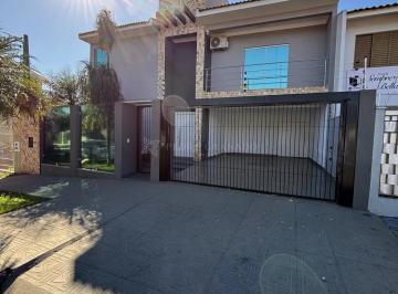 Casa · 369m² · 5 Quartos · 4 Vagas · Casa/Sobrado Sobrado em Maringá