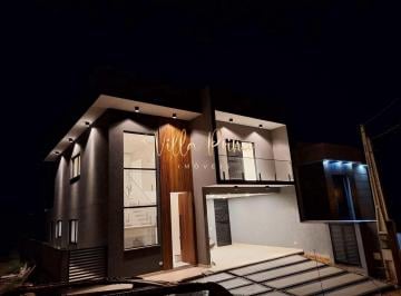 Casa · 250m² · 3 Quartos · 3 Vagas · Casa com 3 quartos, Centro, Santa Isabel - R$ 1.5 mi, Cod: 880