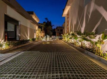 Casa · 135m² · 3 Quartos · 1 Vaga · Casa em condomínio fechado à venda na praia de Camburi!