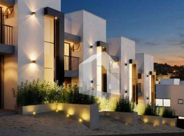 f303009943aeb6fea3113cfff8b4cdf433b19983 · Casa com 2 dormitórios à venda, 80 m² por R$ 490.000,00 - Vila Togni - Poços de Caldas/MG