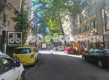 Apartamento · 77m² · 2 Quartos · 1 Vaga · Laranjeiras 2 quartos vaga frente portaria 24hs Julio Bogoricin 70 anos de trad