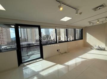 Foto 02 · Oportunidade Imperdível: Sala Comercial de 44m² em Alphaville Centro Industrial - Barueri-SP, Venda 