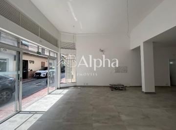 Foto 01 · Localizada em um dos melhores pontos do Centro Comercial, esta sala conta com 110,00m2 de área