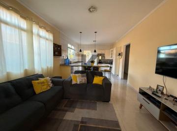 tteqkd42ytq3y2mwzdc1zdm4_md · Casa à venda Bela Italia, 03 quartos(02 suites), 197 metros