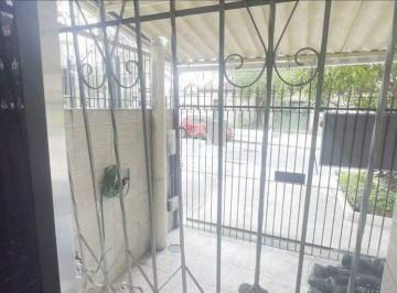 Casa · 113m² · 2 Quartos · 1 Vaga · Casa à venda - 2 quartos, frente, 1 vaga, Grajaú, Rio de Janeiro