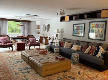 Sala de estar · Cobertura Duplex à venda, 4 quartos, 3 suítes, 2 vagas, Duarte Silveira - Petrópolis/RJ