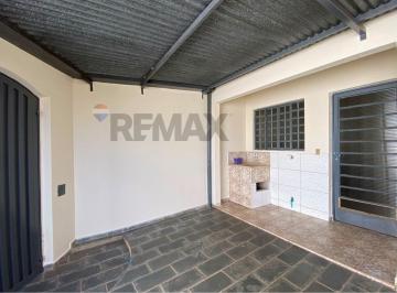 Casa · 300m² · 2 Quartos · 2 Vagas · Casa para alugar em Parque Real de 300.00m² com 2 Quartos e 2 Garagens