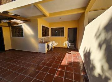 Casa com 2 quartos para alugar, 120 m²- Vila Brasil - Londrina/PR · Casa com 2 quartos para alugar, 120 m² por R$ 2.500/mês - Vila Brasil - Londrina/PR