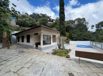 262293.jpg · Casa independente à venda com 3 quartos, 100 m² na Fazendinha Teresópolis/RJ.