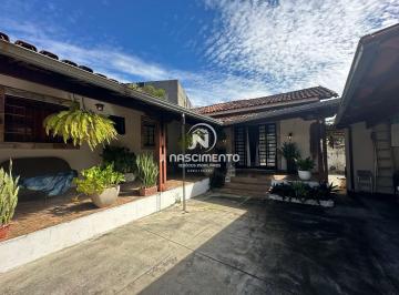 Casa · 200m² · 4 Quartos · 7 Vagas · Casa á venda 04 quartos, suíte no Central Parque em Contagem-MG